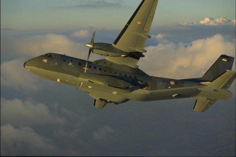 Casa c-235 ВВС Франции