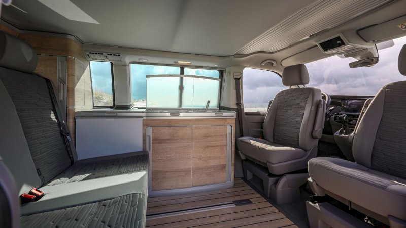 Volkswagen California 6.1