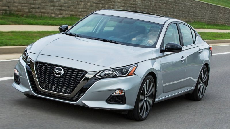 Nissan Altima IV l32 купе