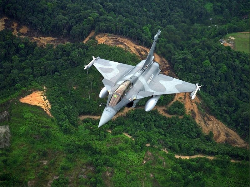 Дассо «Рафаль» (фр. Dassault Rafale, букв. «Шквал») —