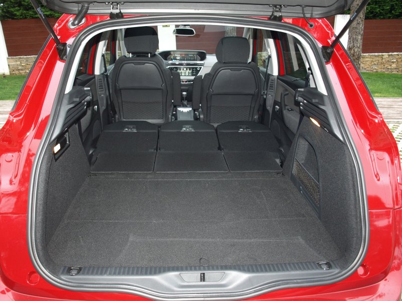 Citroen c4 2004 багажник