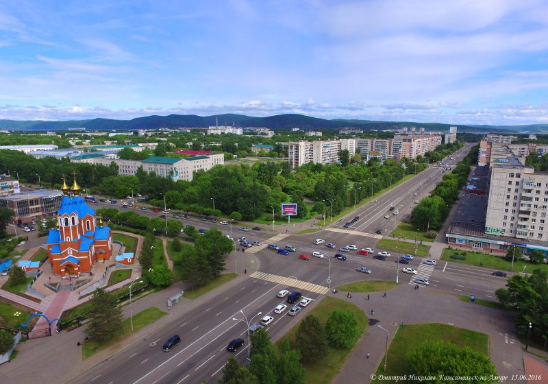 Комсомольск на Амуре памятник самолет Родины