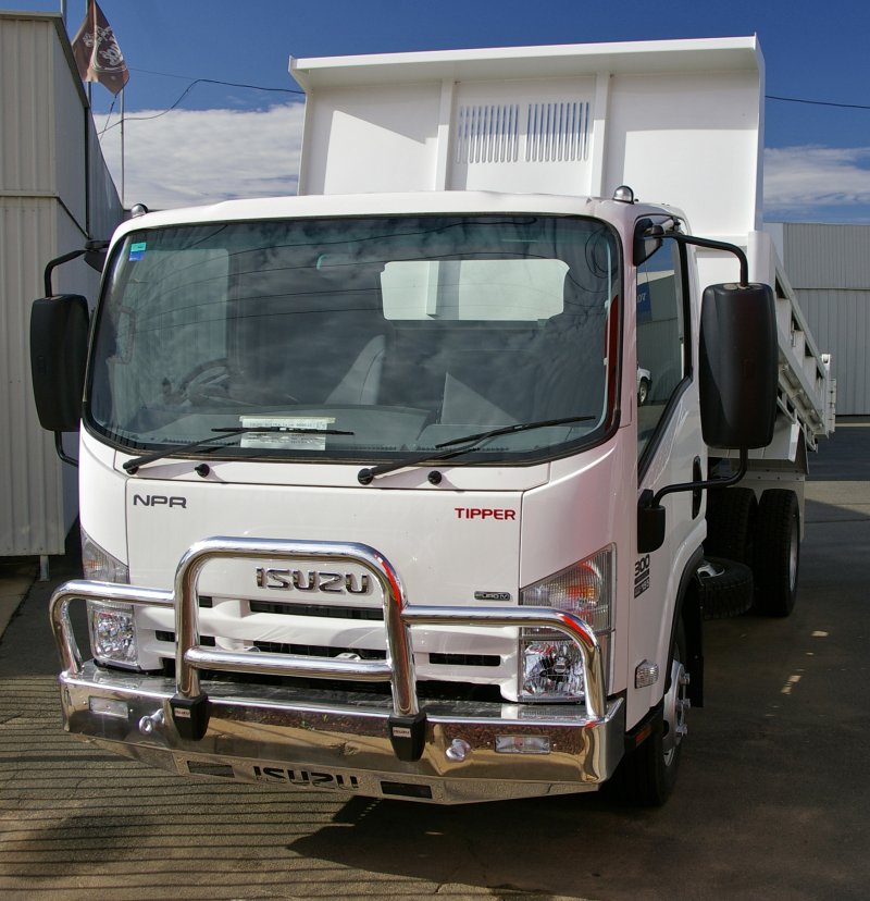 Isuzu NPR 300