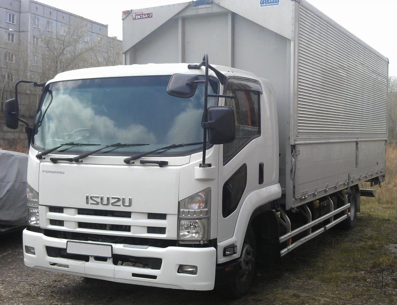 Isuzu forward FS 2009