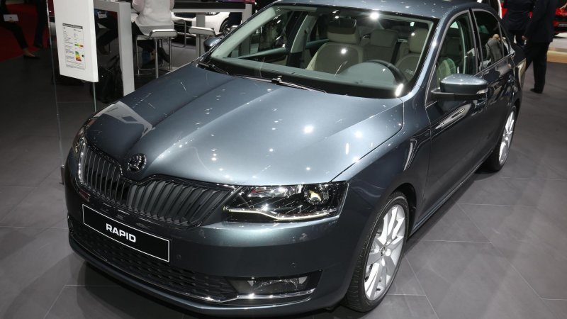 Skoda Rapid коричневый Toffee металлик