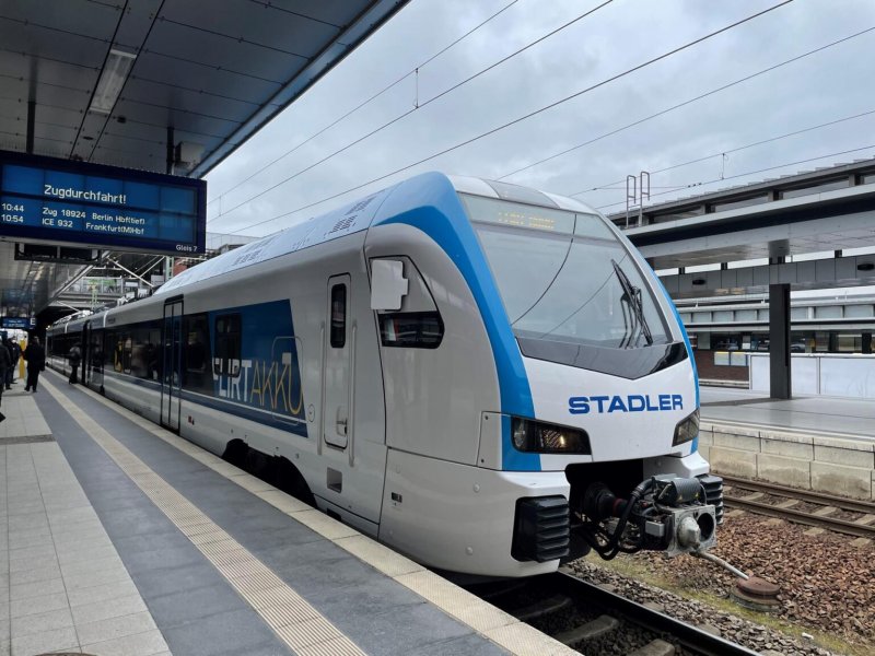 Электропоезд Stadler