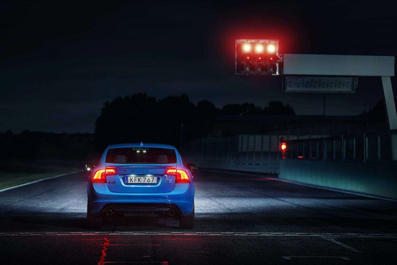 Volvo s60 2012 в темноте