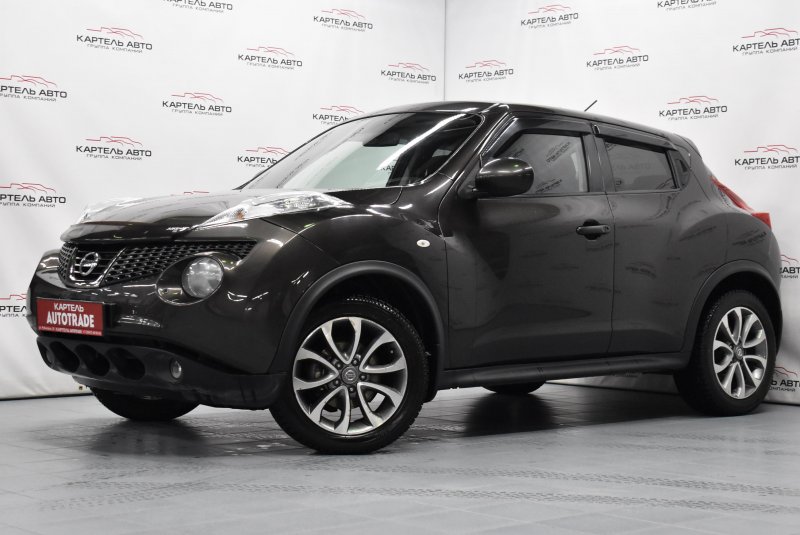 Nissan Juke Brown