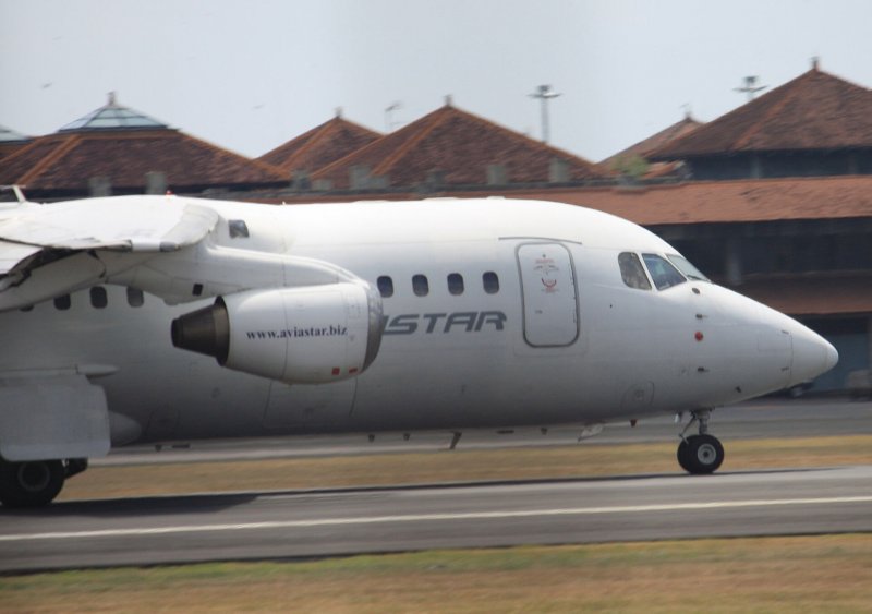 Avro rj85