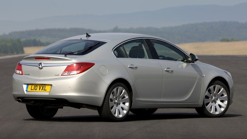 Opel Insignia хэтчбек
