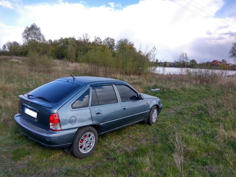 Daewoo Nexia хэтчбек