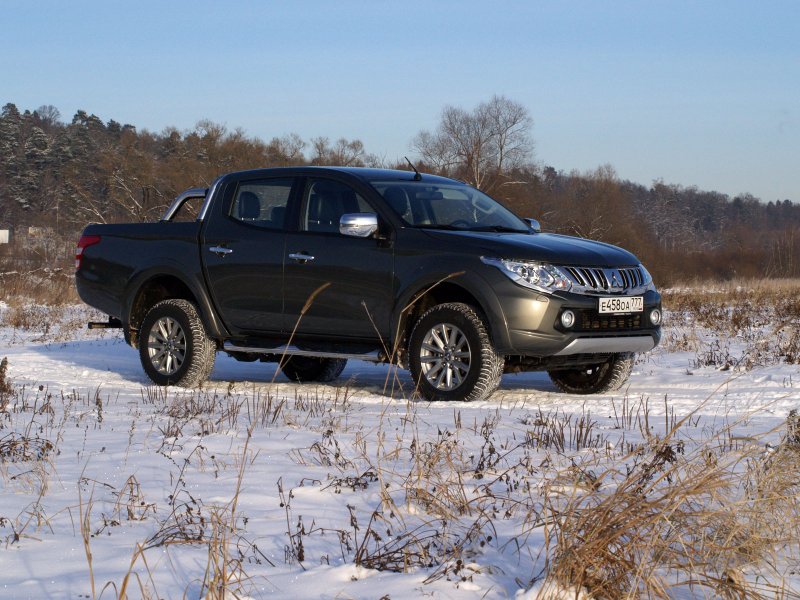 Mitsubishi l200 2017 салон
