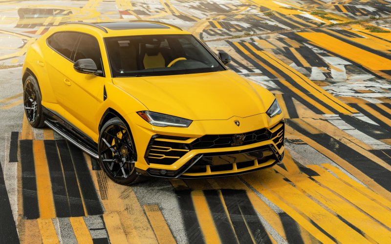 Lamborghini Urus 2019 желтый