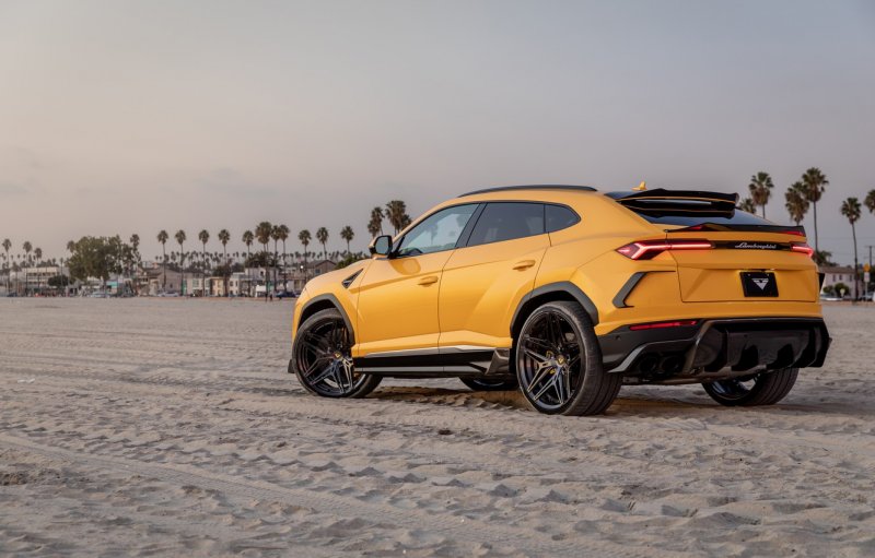 Внедорожник Lamborghini Urus