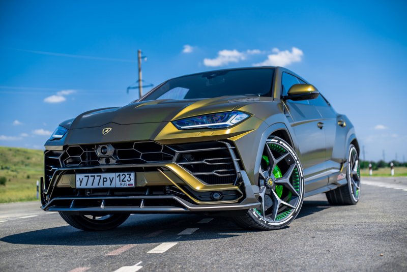Lamborghini Urus черный матовый
