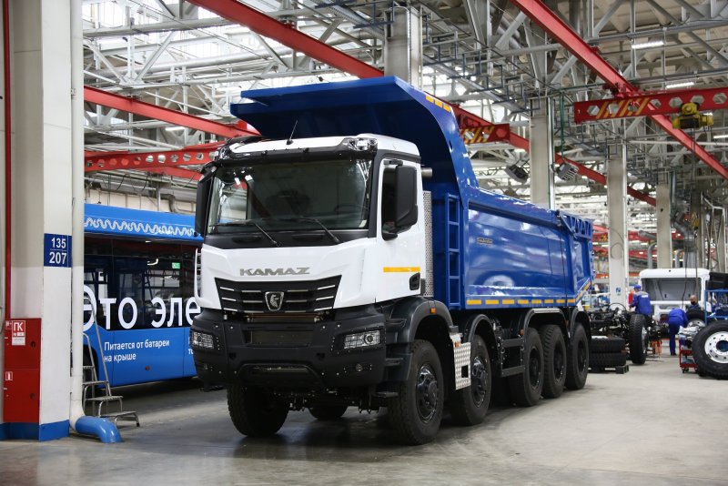 КАМАЗ 6460