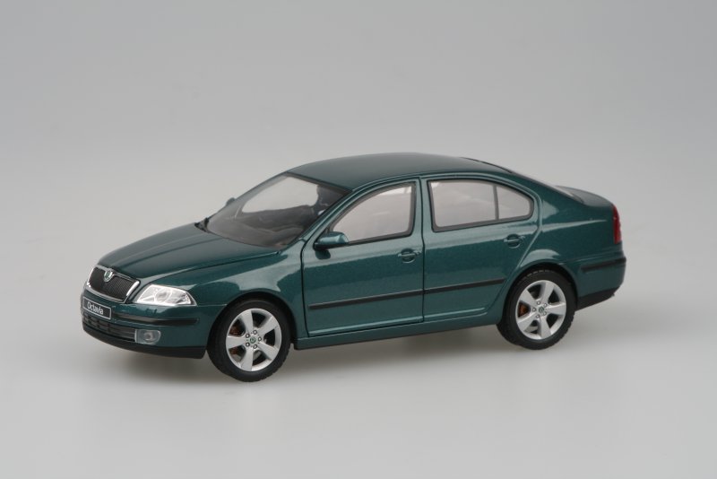 1 43 Skoda Octavia Tour