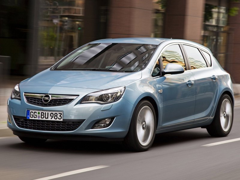 Opel Astra Hatchback 2010