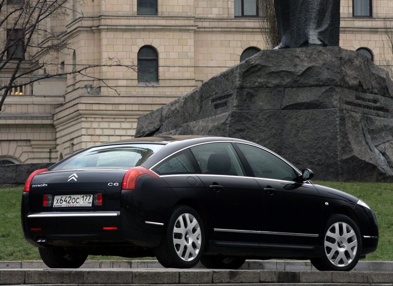 Ситроен с6 2005
