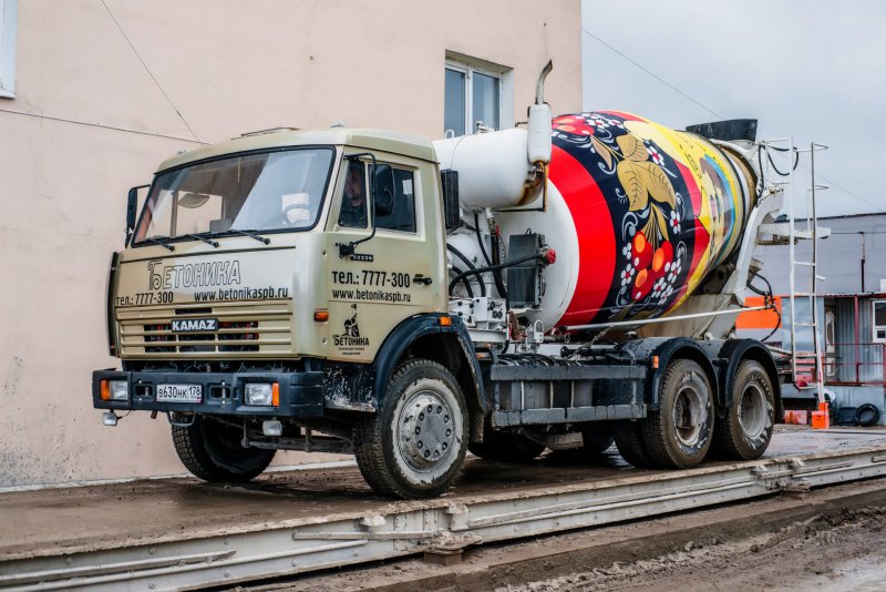 Бетономешалка КАМАЗ 4 осный