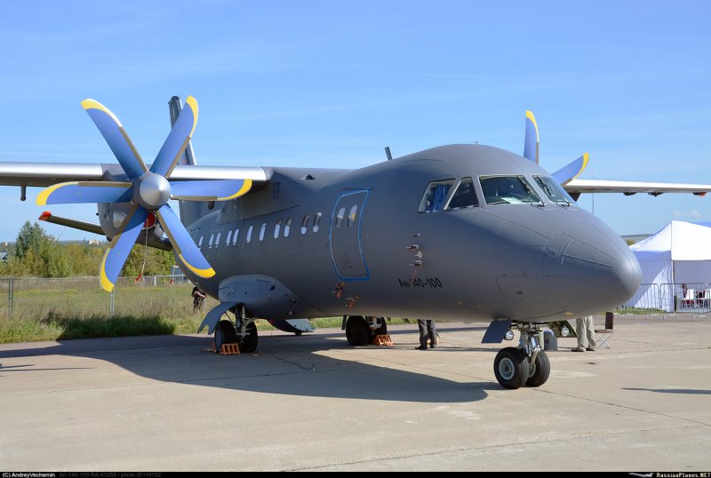 АН-140-100 для съёмки