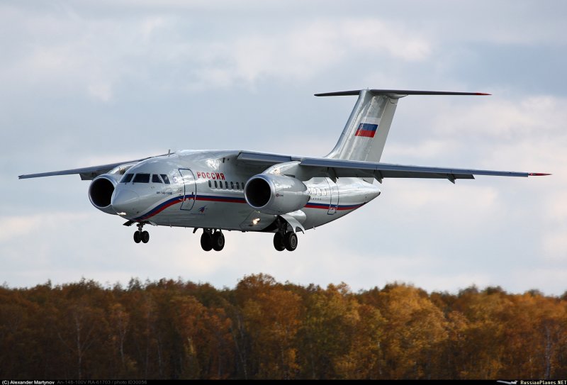 АН 148 самолет