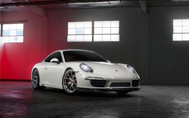 Автомобиль Порше 911