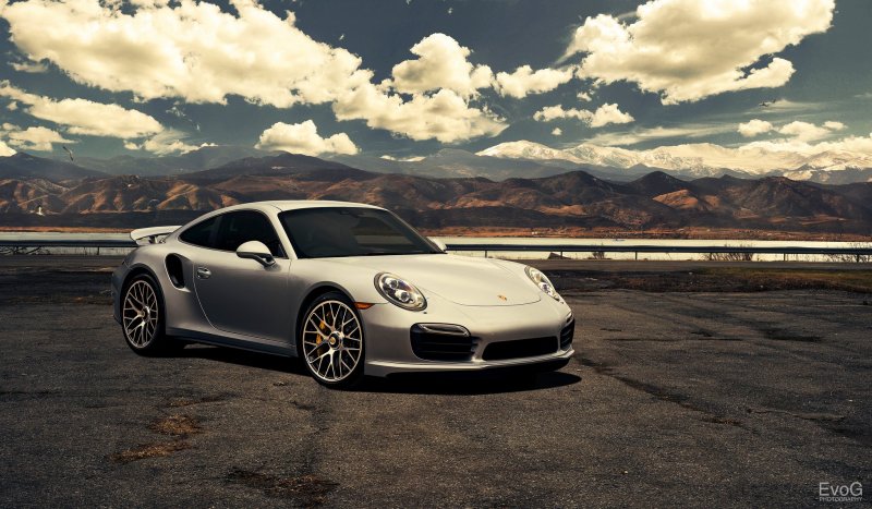 Porsche 911 Turbo s белый 4к