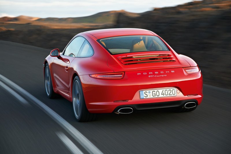 Porsche 911 Carrera купе