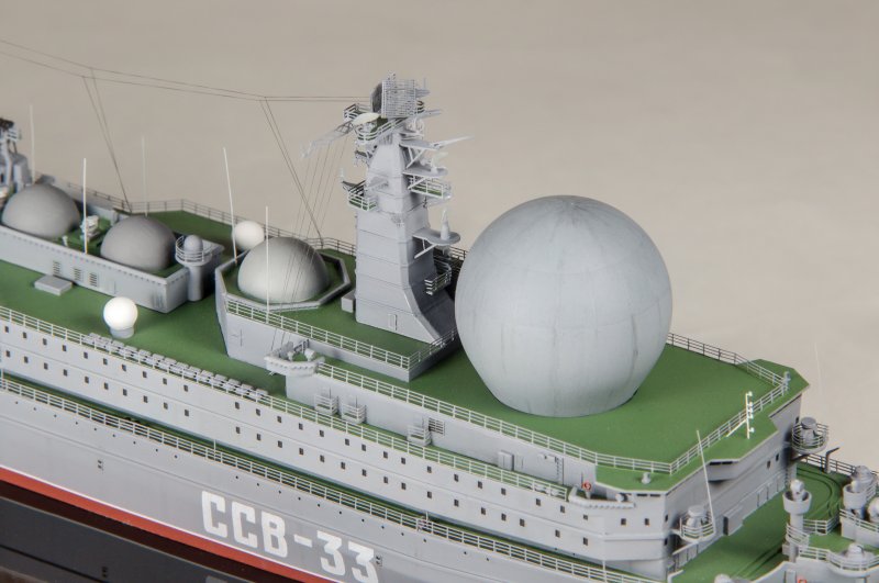 Модель корабля ССВ-33 Урал
