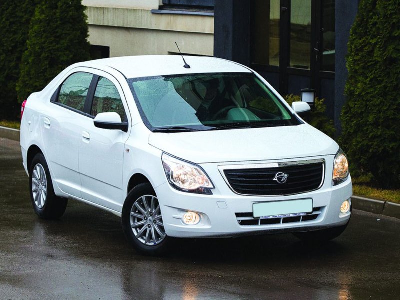 Chevrolet Cobalt r4