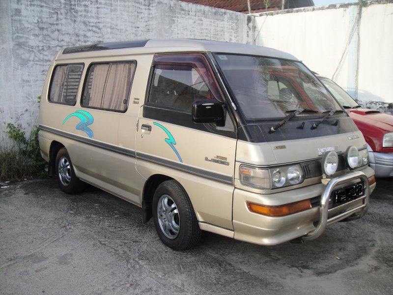 Мицубиси l300