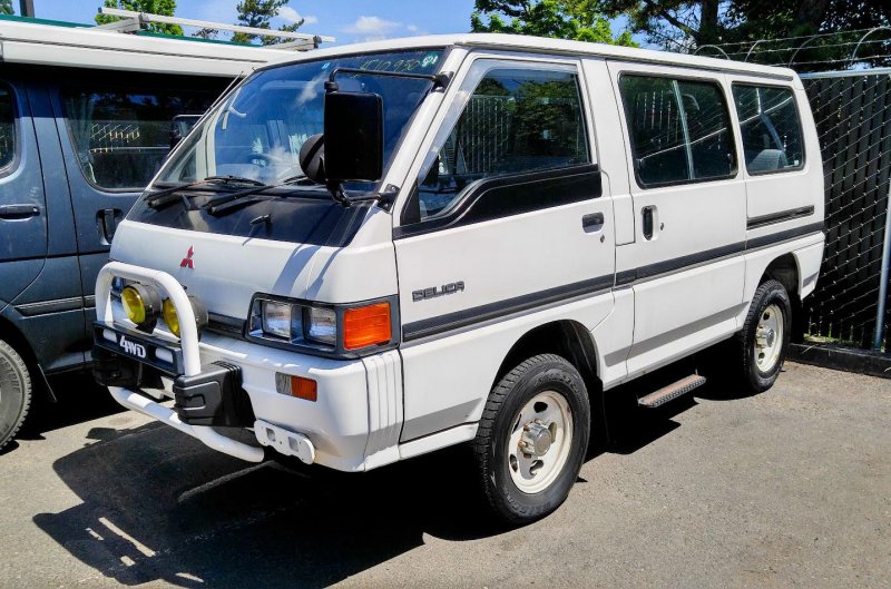 Mitsubishi l300 i