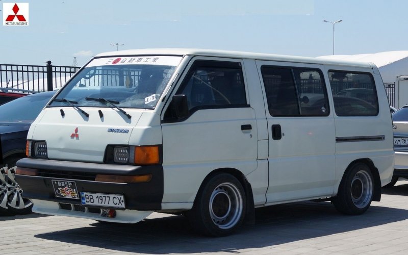 Mitsubishi l300 stance
