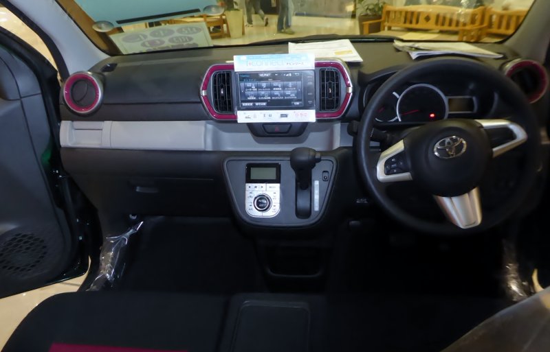 Toyota passo 2017 салон