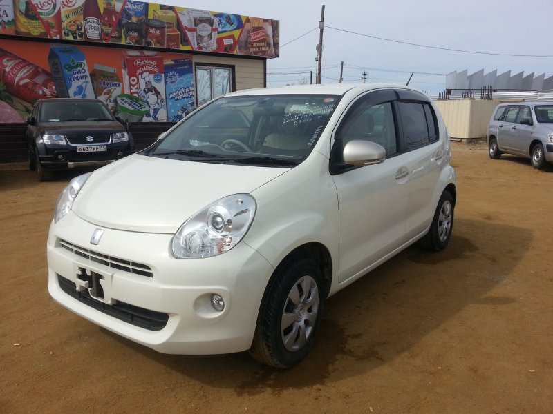 Toyota Пассо 2010