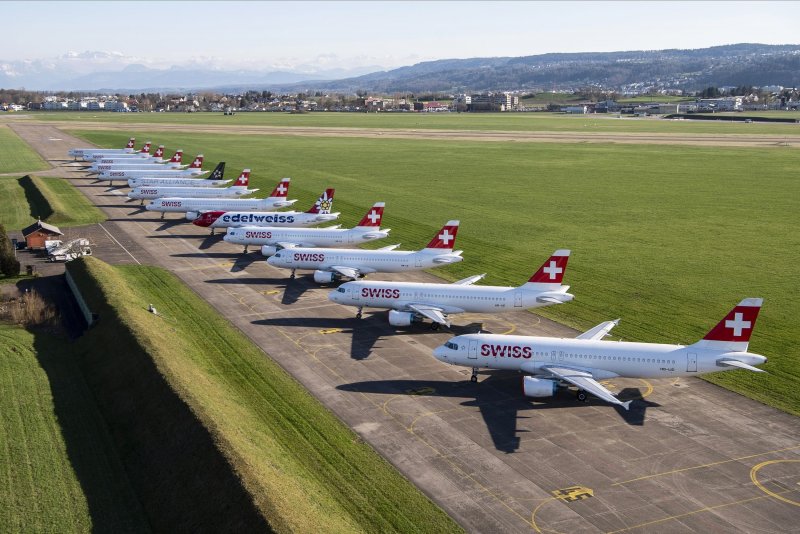 Swiss самолет