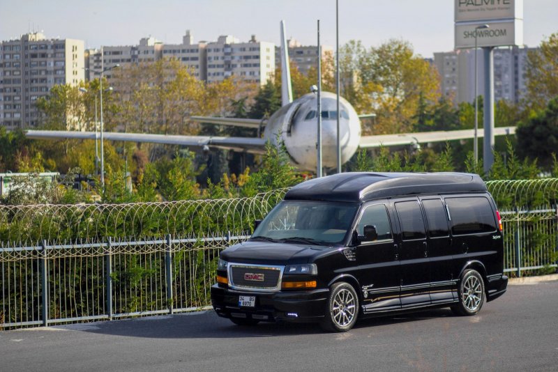 GMC Savana 2020