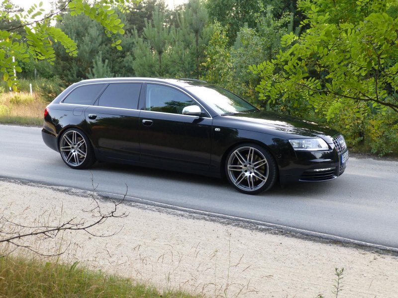 Ауди а6 Авант черный
