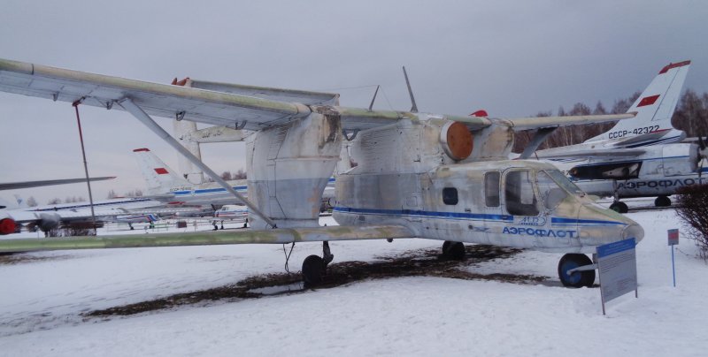 Самолет АН 12бп