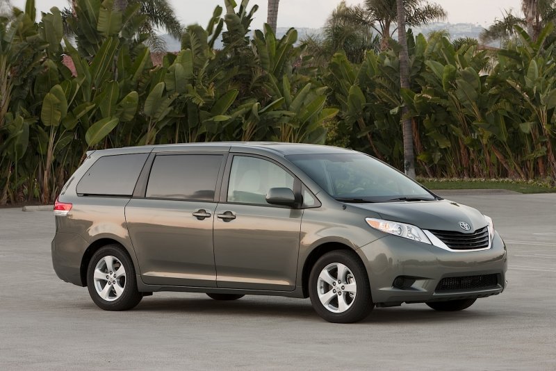 Toyota Sienna 2010