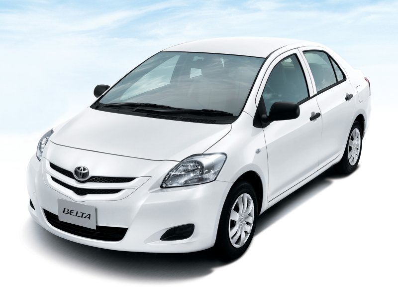 Toyota Belta 2005