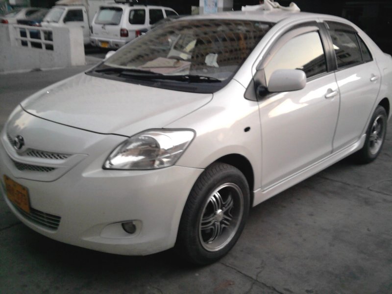 Toyota Belta 2006
