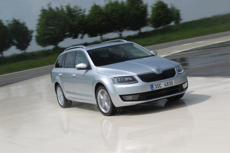 Skoda Octavia 1