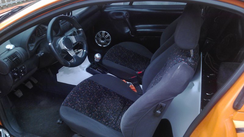 Opel Tigra 2 салон