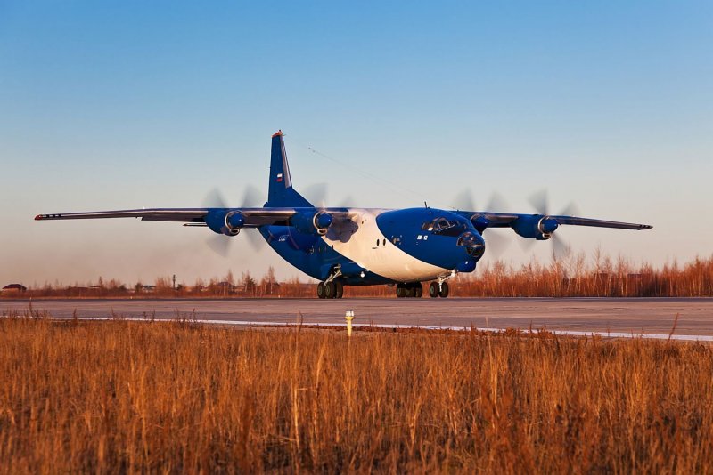 АН 12 самолет Якутия