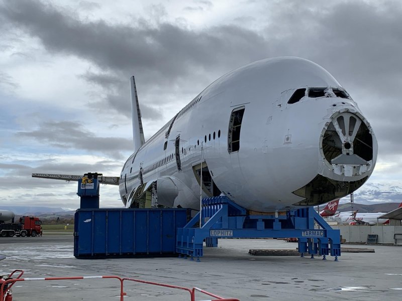 Бортинженер а380