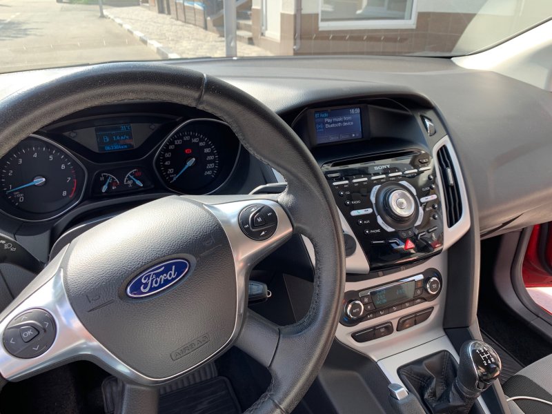 Ford Focus 3 2012 хэтчбек салон