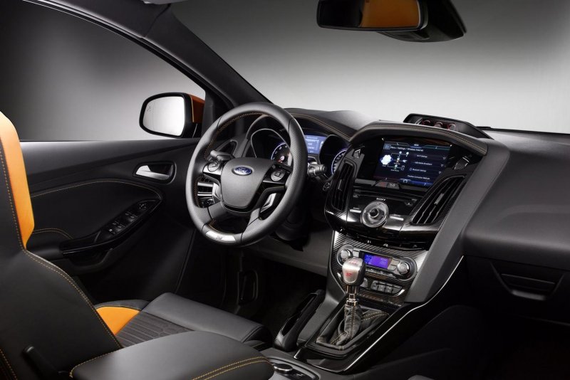 Ford Focus 2012 Interior