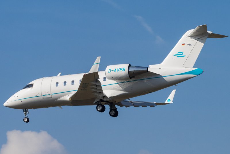 Canadair CL-600
